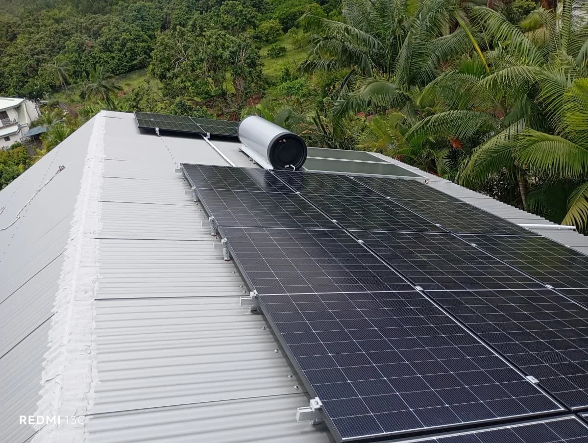 Installation 6.0 kWc à Sainte-Anne — 6 kWc